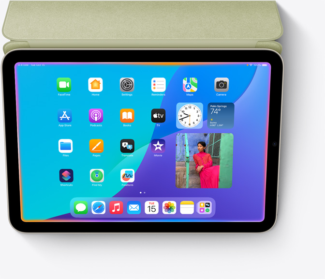 Пристрій iPad mini демонструє абсолютно новий дизайн Siri із підсвіткою по периметру екрана.